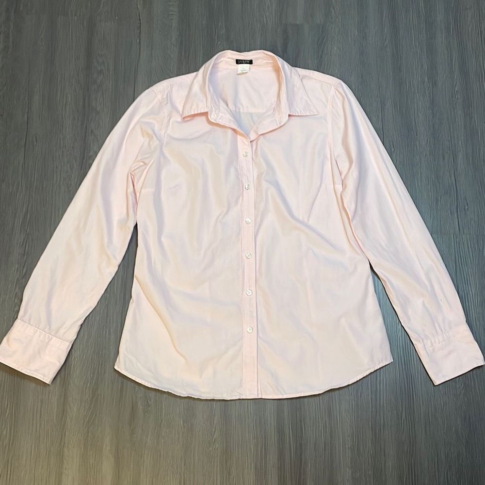 J. Crew Pink Pinstripe Barbiecore Tailored Button Down Size Large Quiet Luxury